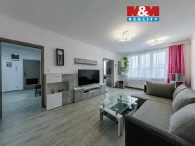 Prodej bytu 2+1, Karlovy Vary - Bohatice, Ostrovská, 68 m2