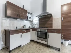Pronájem bytu 2+kk, Praha - Vinohrady, Korunní, 50 m2