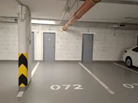 Pronájem garážového stání, Praha - Hloubětín, Poděbradská, 14 m2