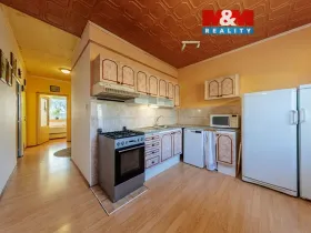 Prodej bytu 3+1, Rotava, Sídliště, 67 m2