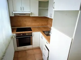 Pronájem bytu 1+1, Hodonín, 31 m2