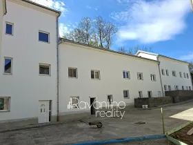 Pronájem ubytování, Brno, Cacovická, 371 m2