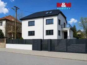 Prodej rodinného domu, Střítež, 200 m2