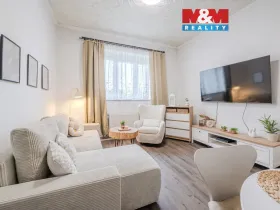 Prodej bytu 3+1, Dymokury, Osvobození, 65 m2