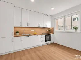 Pronájem bytu 1+kk, Hradec Králové, Meruňková, 42 m2