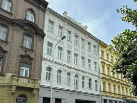 Prodej ubytování, Praha - Smíchov, Arbesovo náměstí, 930 m2