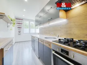 Prodej bytu 2+1, Tachov, Bělojarská, 56 m2