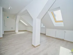 Prodej bytu 2+kk, Břeclav, 62 m2