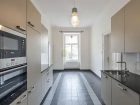Pronájem bytu 3+1, Praha - Žižkov, 100 m2