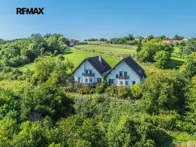 Prodej rodinného domu, Vinařice, 202 m2