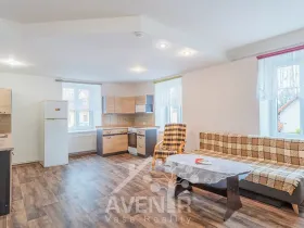 Pronájem bytu 3+1, Vizovice, Palackého Nám., 70 m2