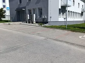 Pronájem garážového stání, Jihlava, Královský vršek, 12 m2