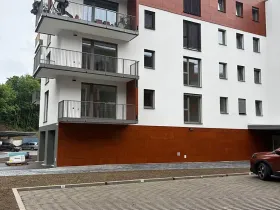 Pronájem garážového stání, Jablonec nad Nisou, Za Jízdárnou, 12 m2
