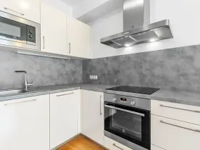 Pronájem bytu 2+kk, Praha - Břevnov, Patočkova, 62 m2