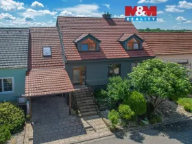 Prodej rodinného domu, Hovorany, 262 m2