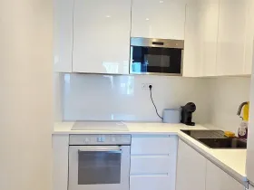 Pronájem bytu 2+kk, Praha - Kobylisy, Kaňkovského, 44 m2