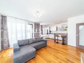 Pronájem bytu 2+kk, Praha - Karlín, Nekvasilova, 62 m2