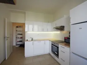 Pronájem bytu 2+kk, Praha - Vinohrady, náměstí Jiřího z Lobkovic, 35 m2