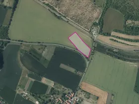 Prodej pole, Děčany, 8110 m2