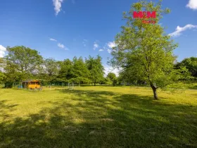 Prodej pozemku pro bydlení, Chroustovice - Mentour, 1596 m2