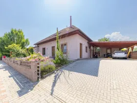 Prodej rodinného domu, Lechovice, 280 m2