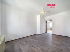 Prodej bytu 3+1, Domažlice, Ladova, 76 m2