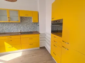 Pronájem bytu 2+1, Praha - Prosek, Okřínecká, 52 m2