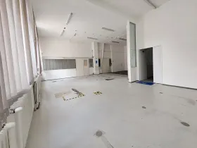 Pronájem skladu, Brno, Šujanovo náměstí, 134 m2
