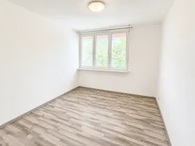 Pronájem bytu 1+kk, Opava, Antonína Sovy, 28 m2