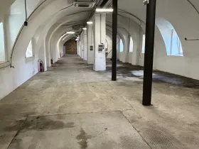 Pronájem skladu, Hajany, 450 m2