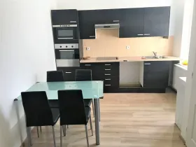 Pronájem bytu 3+1, Praha - Nové Město, Zlatnická, 70 m2