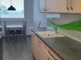 Pronájem bytu 3+1, Praha - Petrovice, Rezlerova, 73 m2