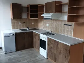 Pronájem bytu 2+1, Teplice, Jankovcova, 72 m2