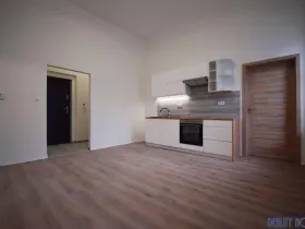 Pronájem bytu 2+kk, Teplice, Českobratrská, 42 m2