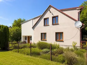 Prodej rodinného domu, Chrášťany, 250 m2