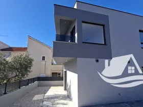 Prodej rodinného domu, Žaborić, Chorvatsko, 120 m2