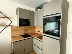 Pronájem bytu 1+kk, Praha - Prosek, Čakovická, 33 m2