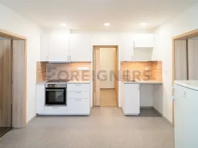 Pronájem bytu 2+1, Pardubice, Železničního pluku, 69 m2