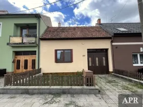 Prodej rodinného domu, Bánov, 100 m2