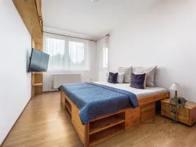 Pronájem bytu 3+kk, Praha - Černý Most, náměstí Plukovníka Vlčka, 86 m2