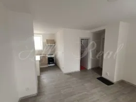 Pronájem bytu 1+kk, Malhostovice, 30 m2