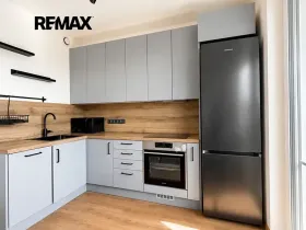 Pronájem bytu 2+1, Praha - Hloubětín, Kbelská, 54 m2