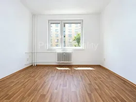 Pronájem bytu 2+1, Pardubice, Na Drážce, 50 m2