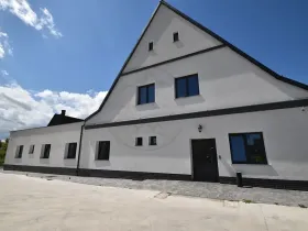 Prodej rodinného domu, Mikulovice, 417 m2