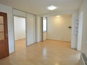 Pronájem bytu 2+kk, Praha - Břevnov, Za Strahovem, 37 m2