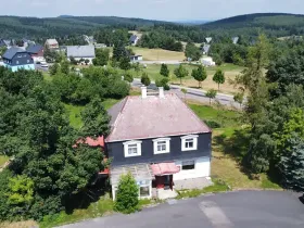 Prodej rodinného domu, Dubí, 302 m2