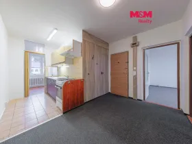 Prodej bytu 2+1, Hroznětín, Sídliště, 55 m2
