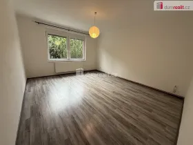 Pronájem bytu 2+1, Plzeň, Úslavská, 58 m2