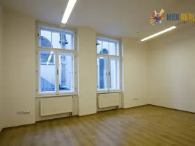 Pronájem kanceláře, Brno, Jakubské náměstí, 87 m2