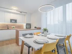 Pronájem bytu 3+kk, Praha - Prosek, Litoměřická, 82 m2